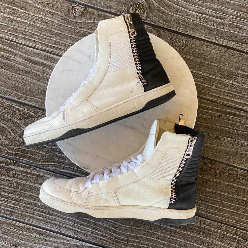 Men's Gucci Black/White Zip Up Hightop Sneakers - Picture 4 of 8